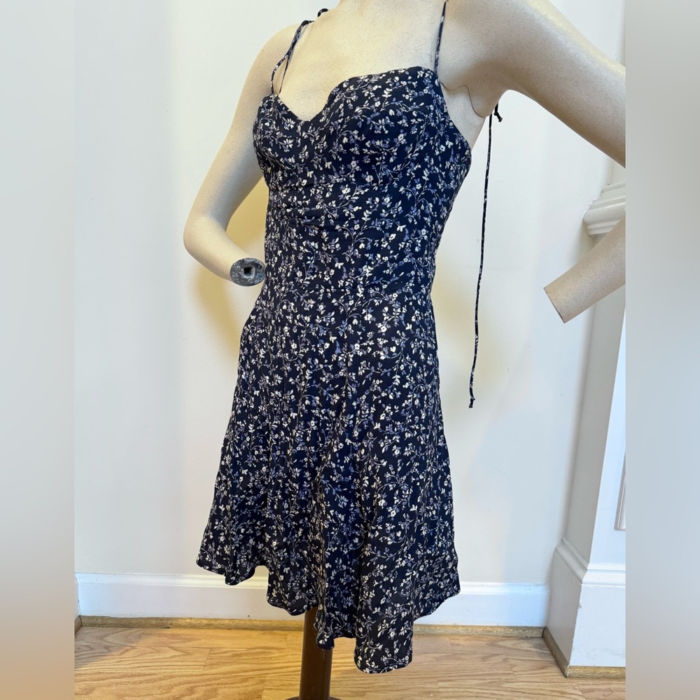 Reformation Saskia fit & flare Navy Floral Mini Dress - Picture 7 of 16